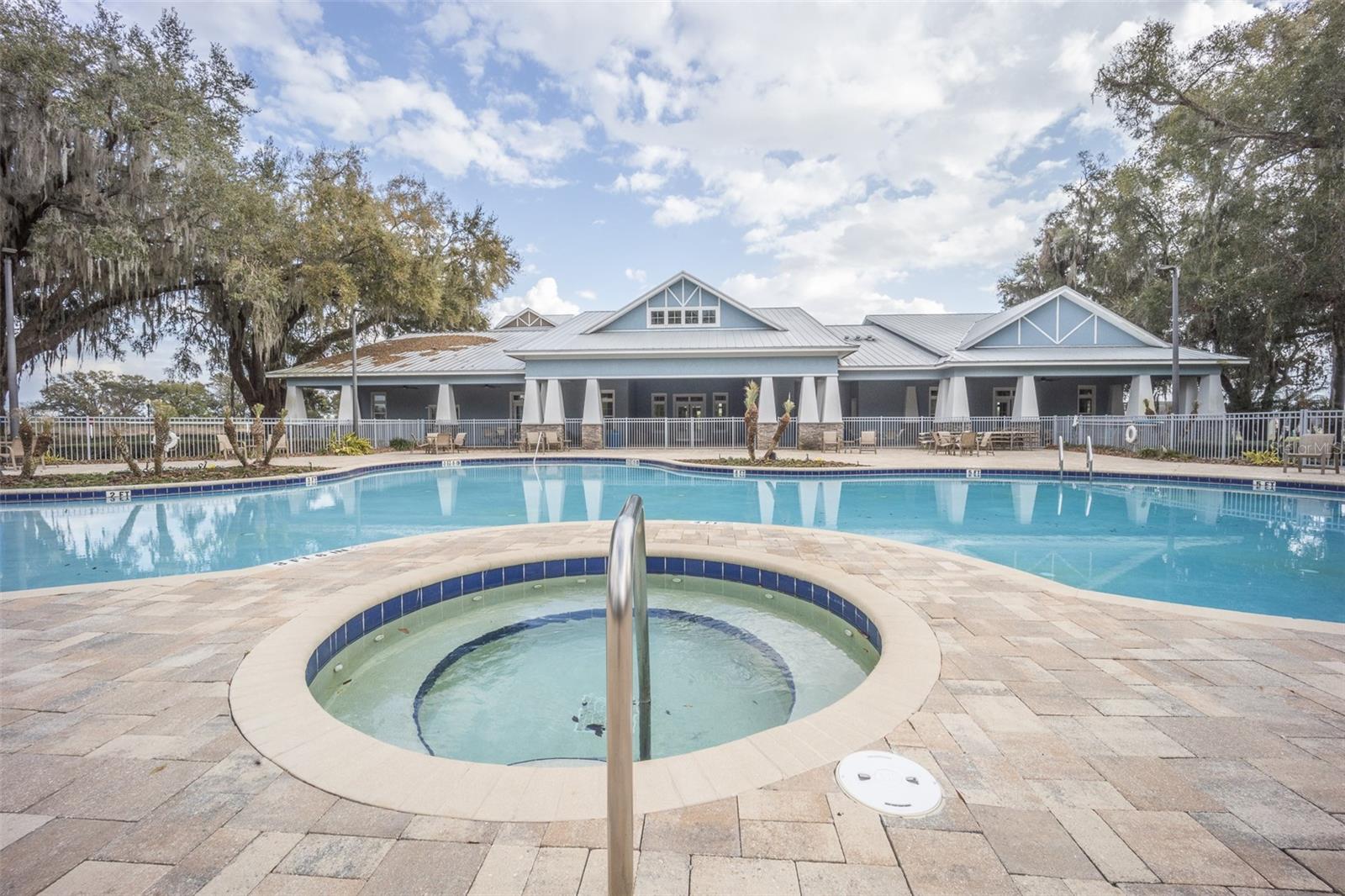 10611 GRAND OAKS BLVD, OXFORD, FL, 34484