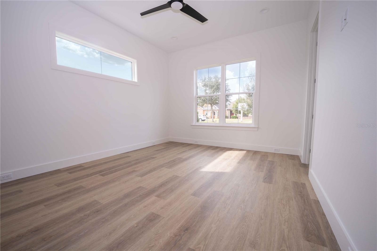 10611 GRAND OAKS BLVD, OXFORD, FL, 34484