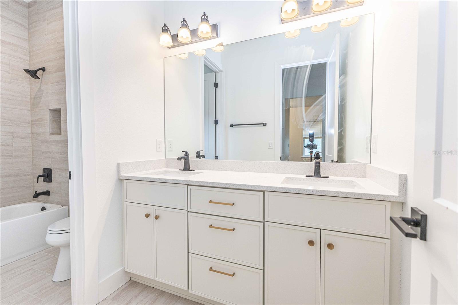 10619 GRAND OAKS BLVD, OXFORD, FL, 34484