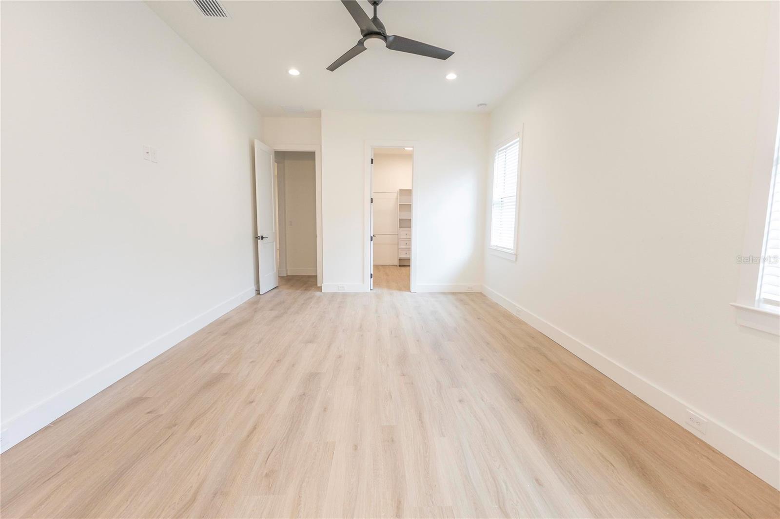 10619 GRAND OAKS BLVD, OXFORD, FL, 34484