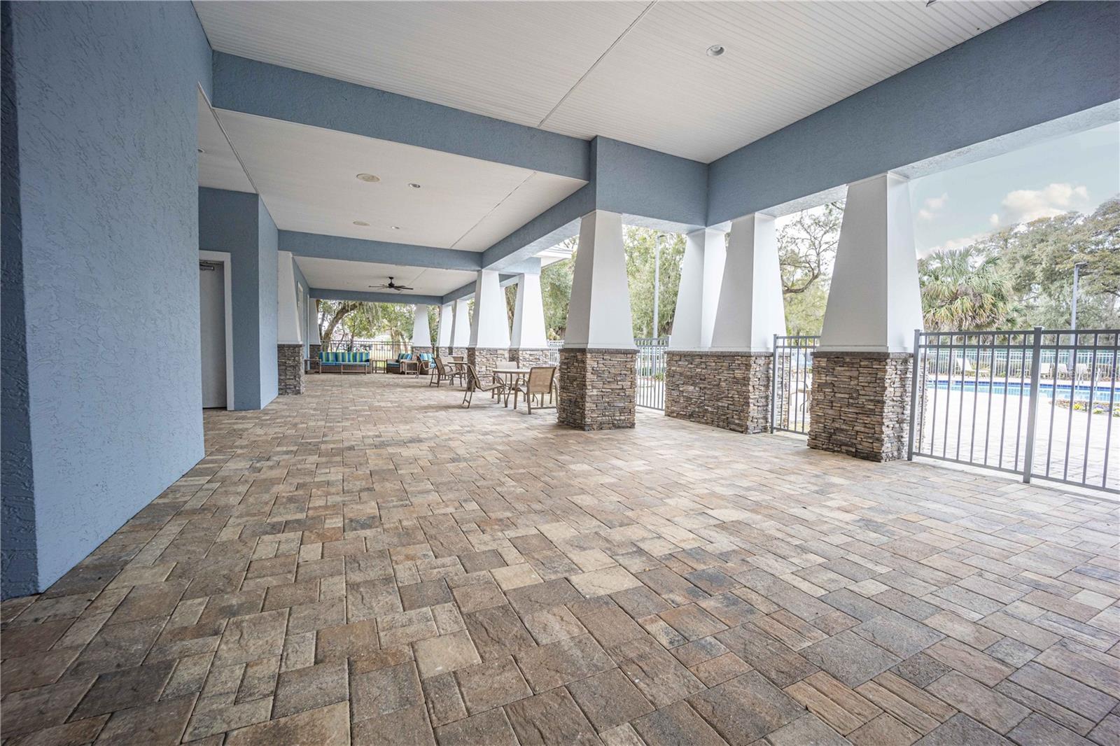 10619 GRAND OAKS BLVD, OXFORD, FL, 34484