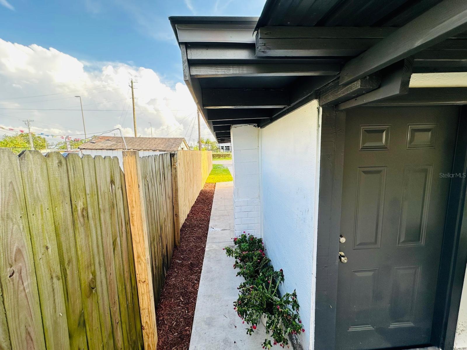 820 E 126TH AVE, TAMPA, FL, 33612