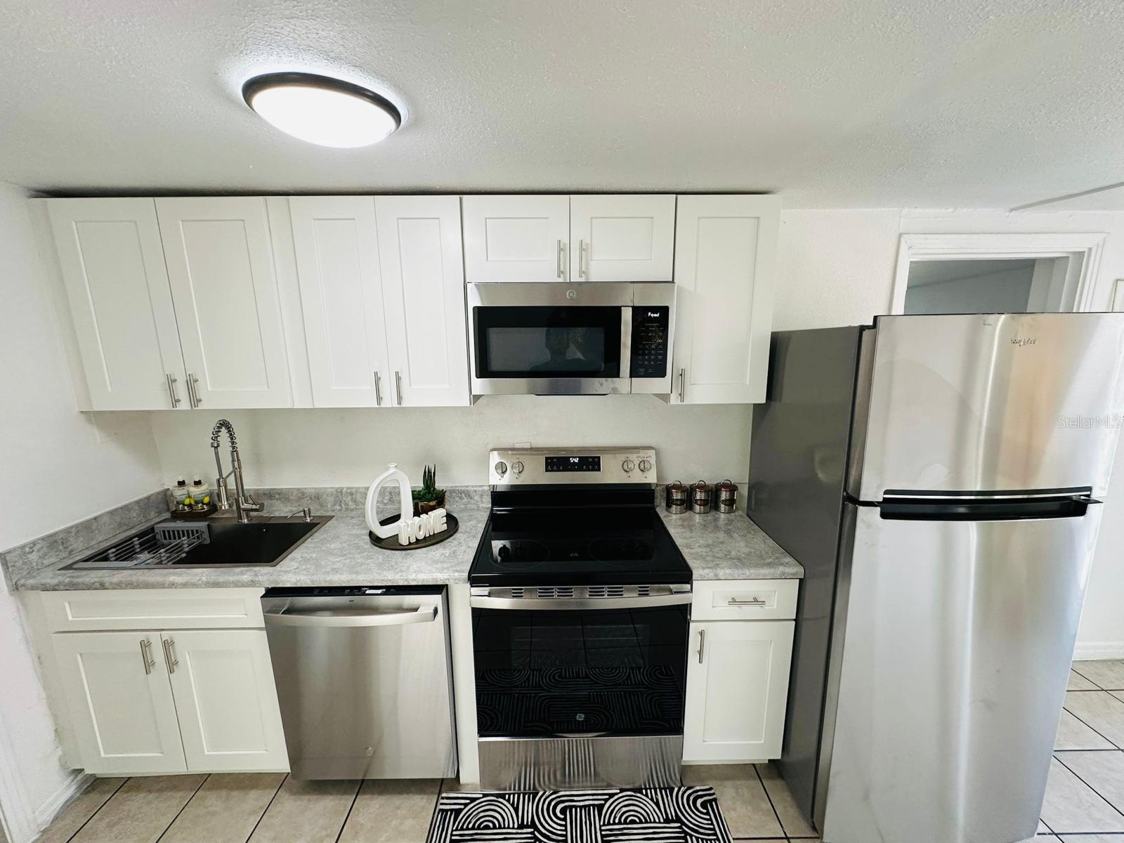 820 E 126TH AVE, TAMPA, FL, 33612
