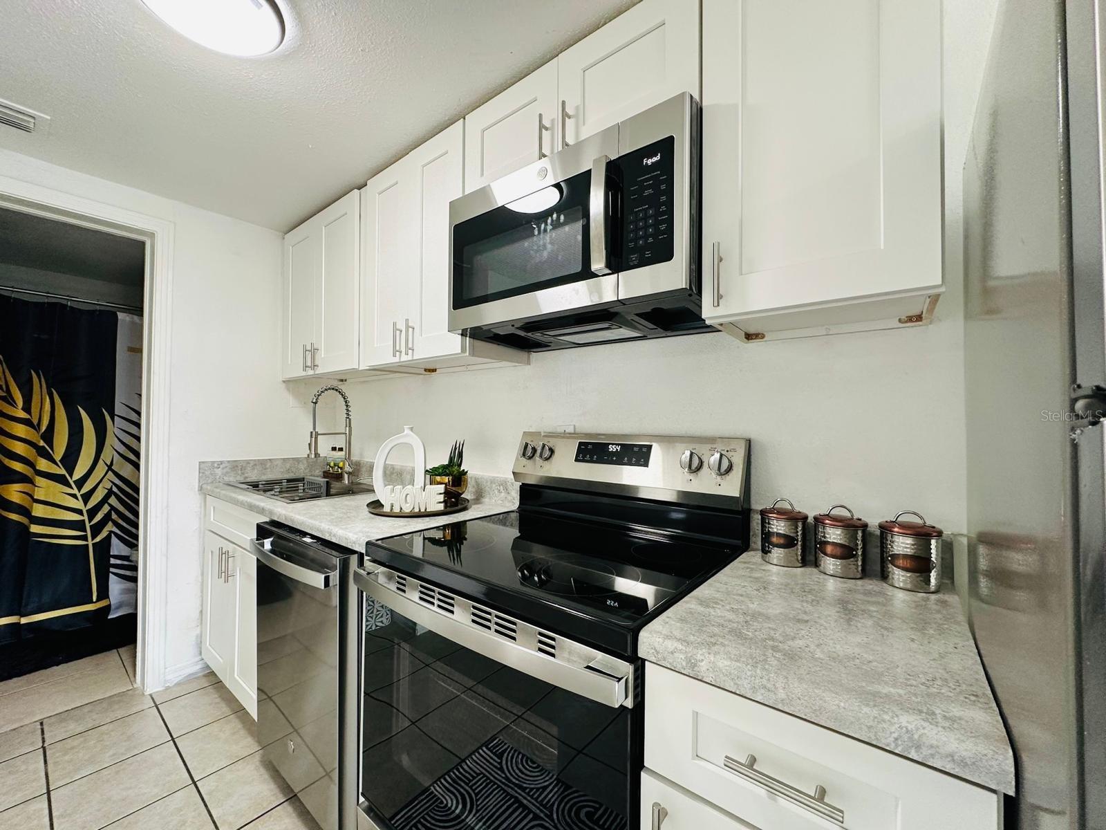 820 E 126TH AVE, TAMPA, FL, 33612