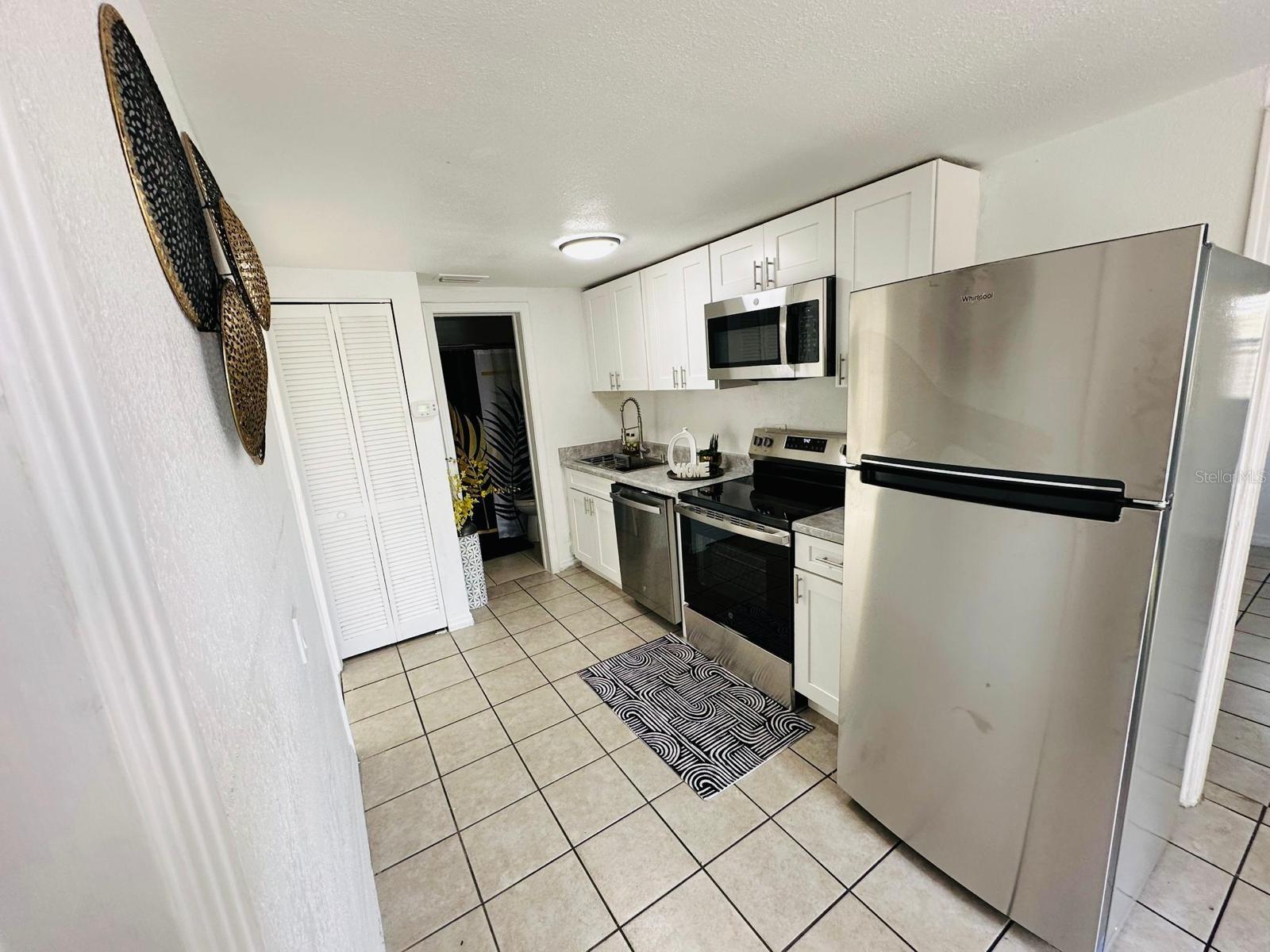 820 E 126TH AVE, TAMPA, FL, 33612