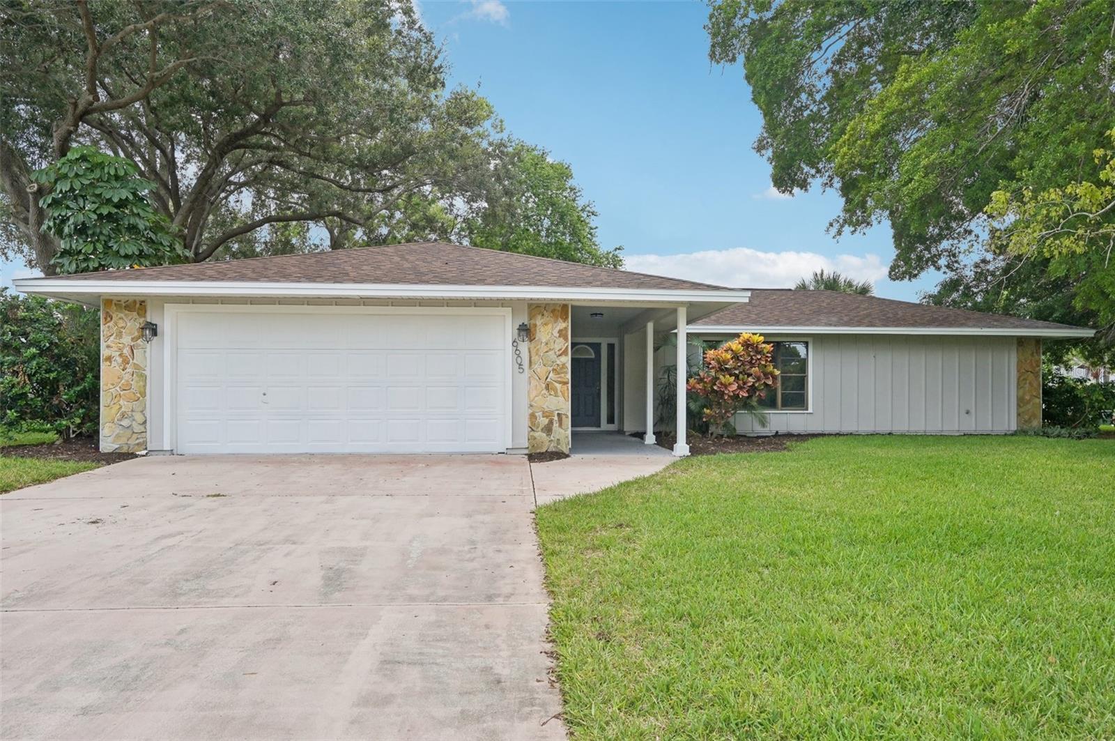 6605 POINTE WEST BLVD, BRADENTON, FL, 34209