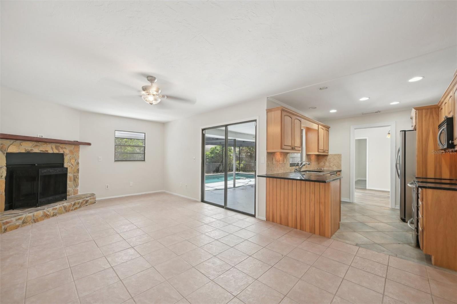 6605 POINTE WEST BLVD, BRADENTON, FL, 34209