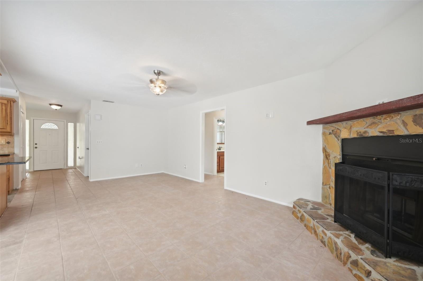 6605 POINTE WEST BLVD, BRADENTON, FL, 34209