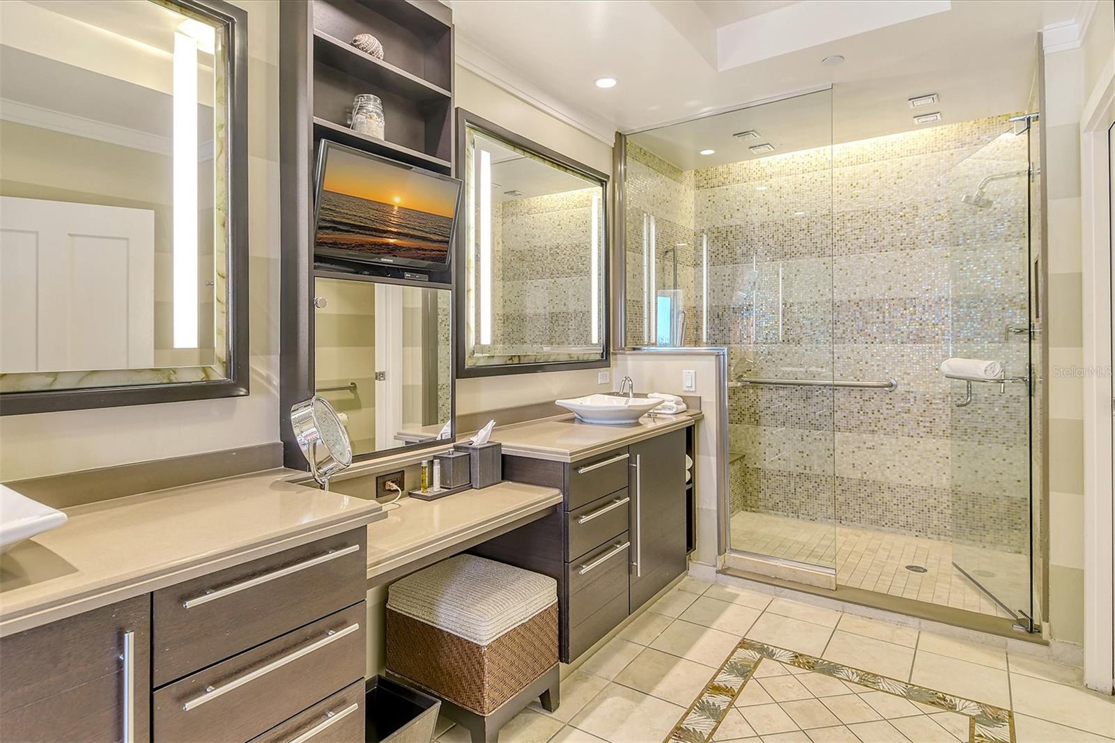 915 SEASIDE DR #613, Weeks 28-29, SARASOTA, FL, 34242