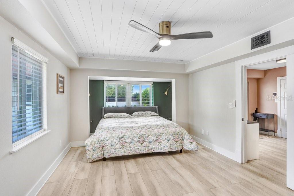 1401 E WHEELER RD, SEFFNER, FL, 33584