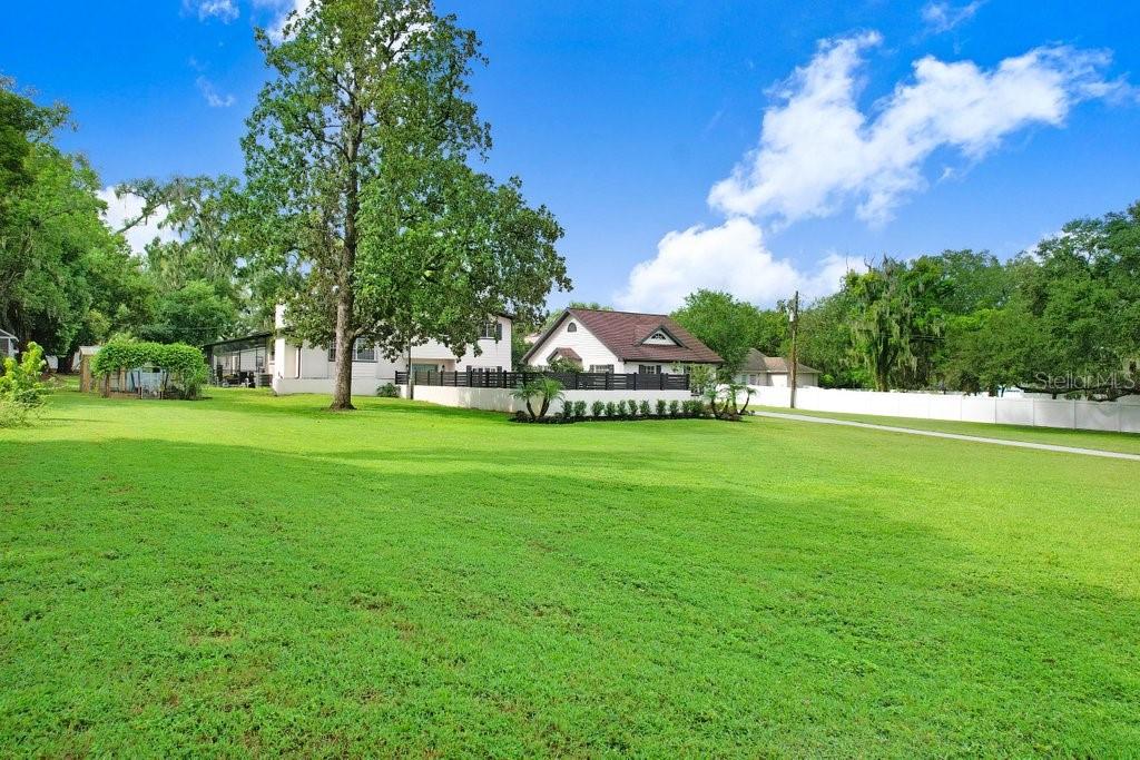 1401 E WHEELER RD, SEFFNER, FL, 33584