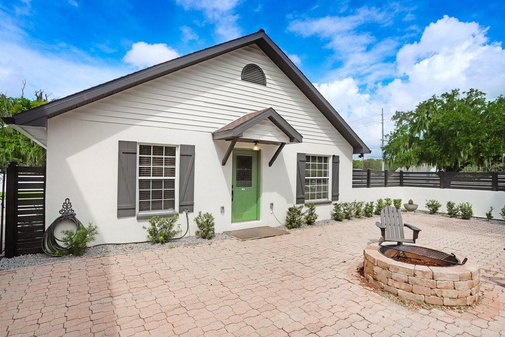 1401 E WHEELER RD, SEFFNER, FL, 33584