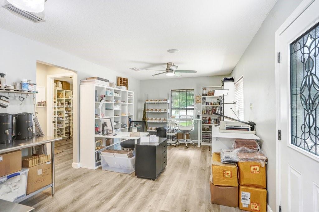 1401 E WHEELER RD, SEFFNER, FL, 33584