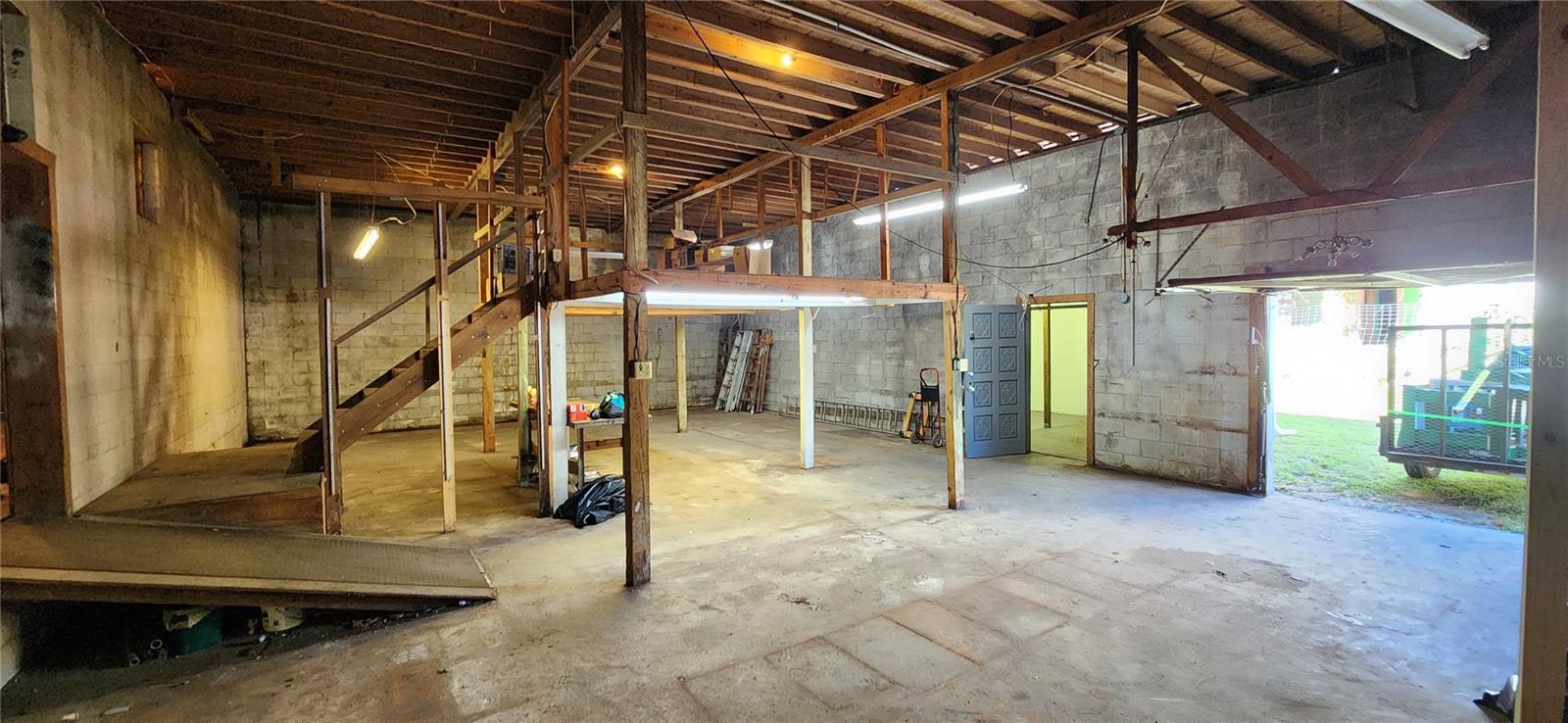 111 N SUMMIT ST, CRESCENT CITY, FL, 32112