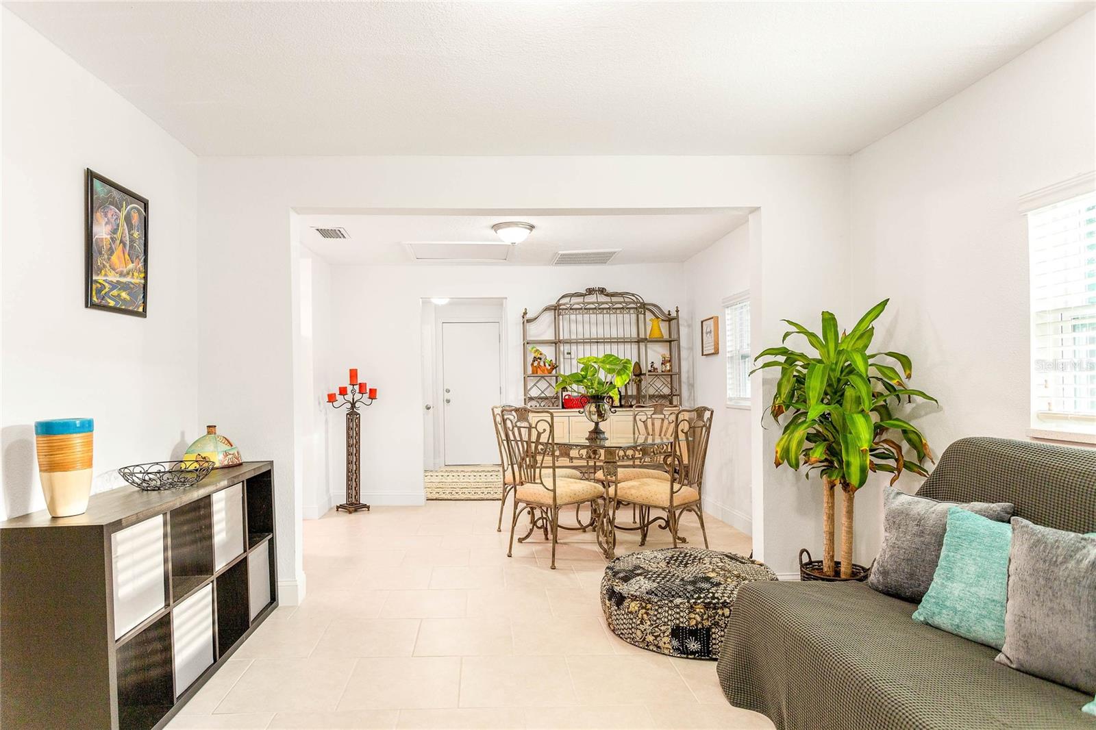 118 W SLIGH AVE, TAMPA, FL, 33604