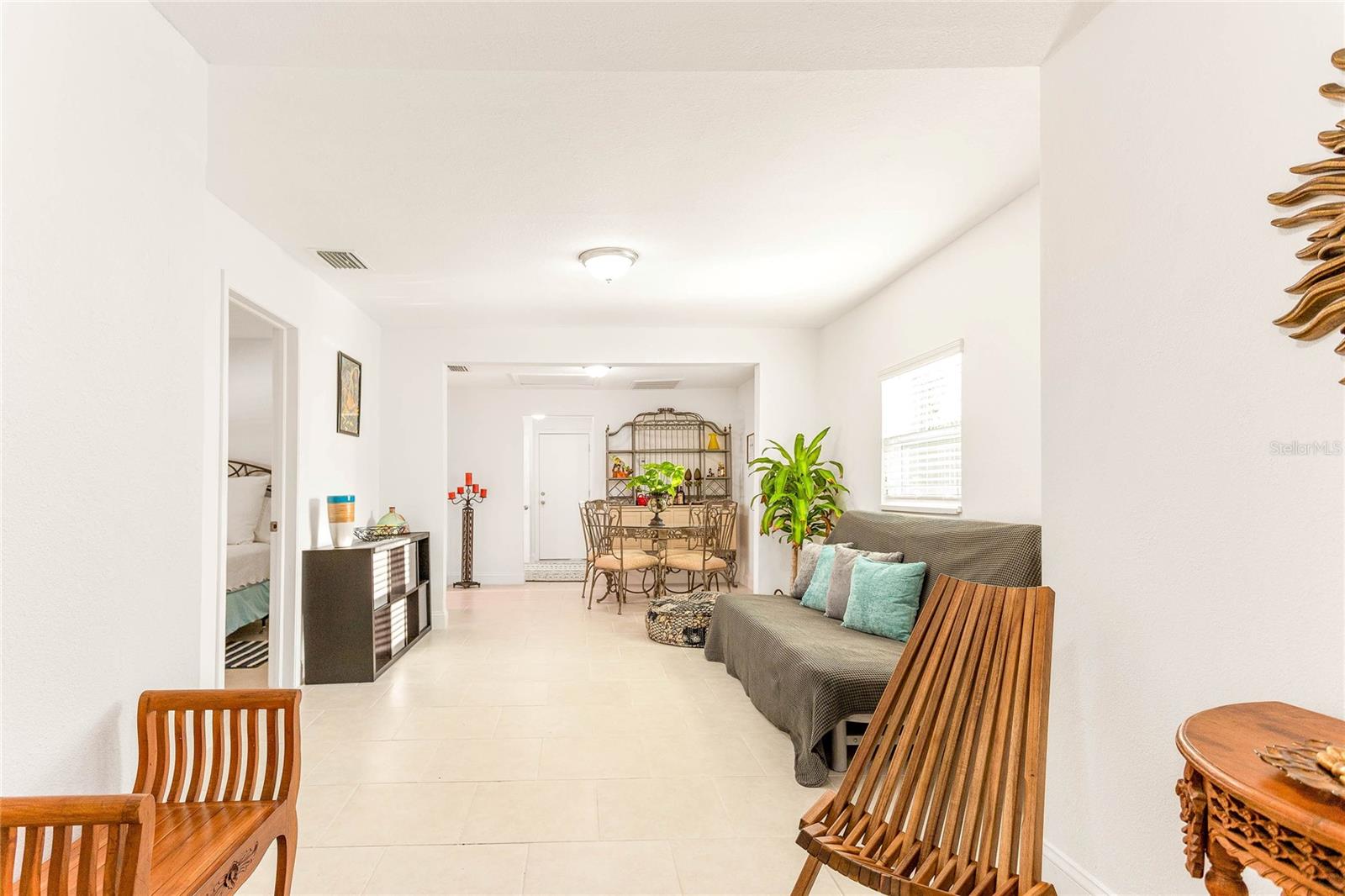 118 W SLIGH AVE, TAMPA, FL, 33604