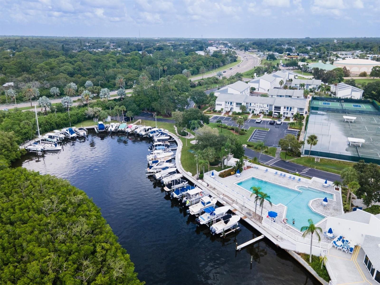 11590 SHIPWATCH DR #548, LARGO, FL, 33774