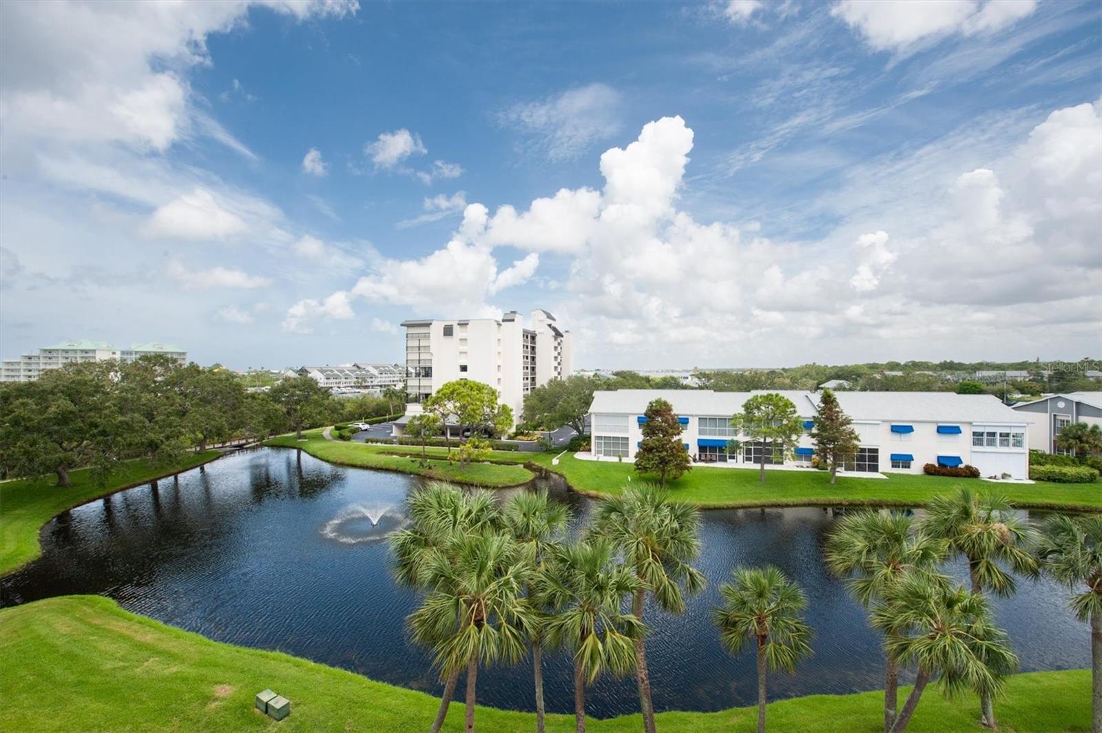 11590 SHIPWATCH DR #548, LARGO, FL, 33774