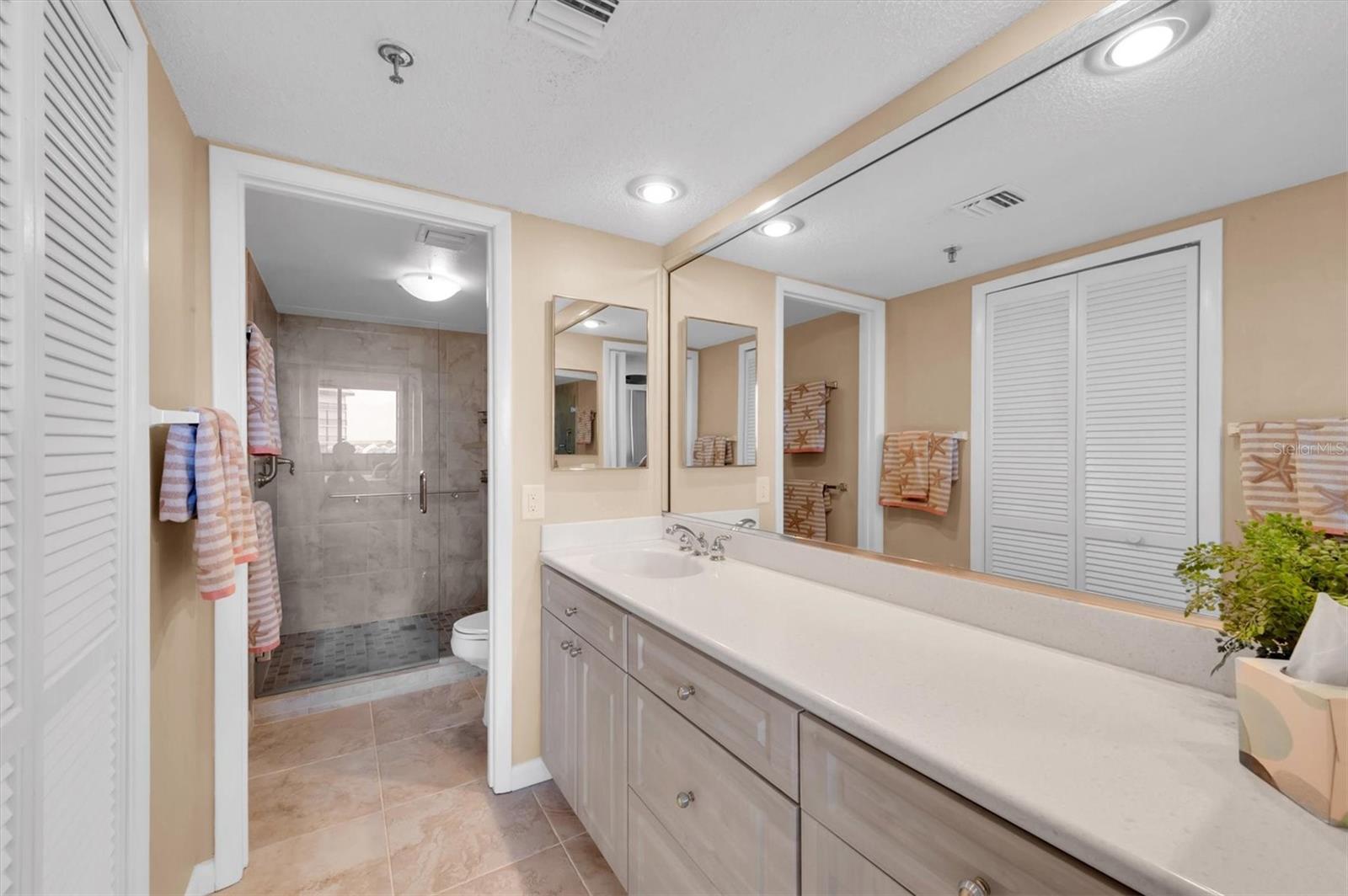 11590 SHIPWATCH DR #548, LARGO, FL, 33774