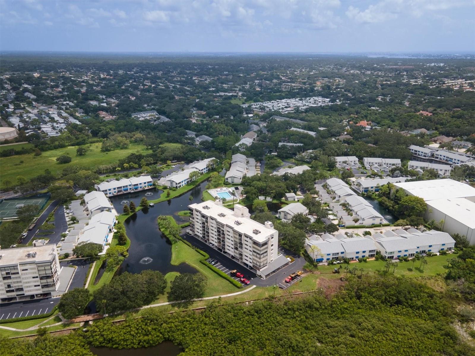 11590 SHIPWATCH DR #548, LARGO, FL, 33774