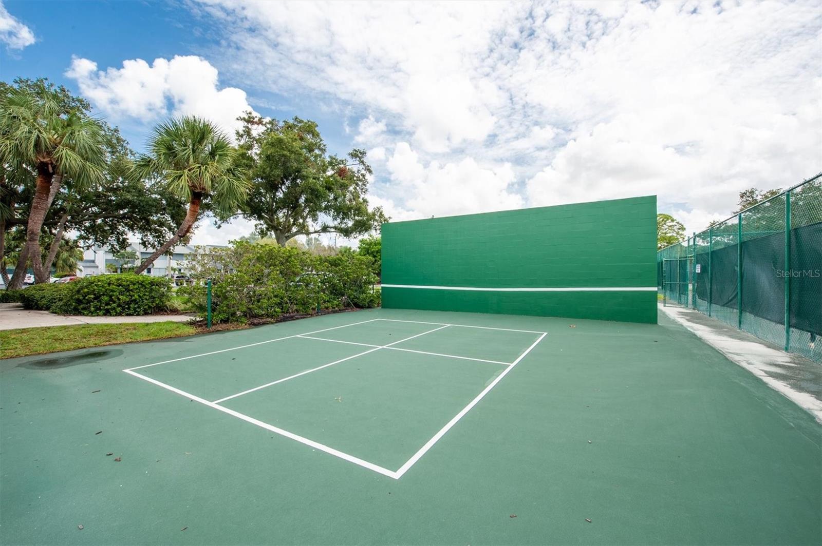 11590 SHIPWATCH DR #548, LARGO, FL, 33774