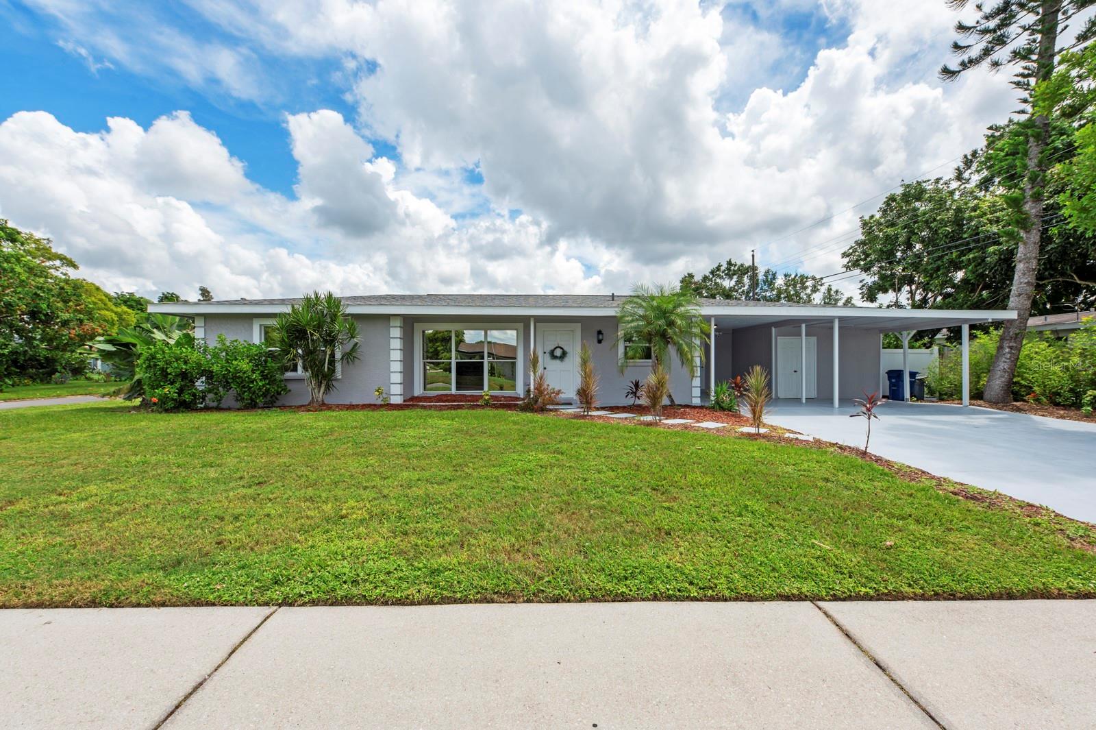 4335 MACEACHEN BLVD, SARASOTA, FL, 34233
