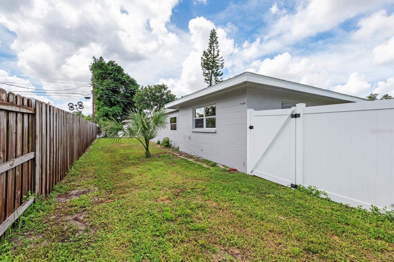 4335 MACEACHEN BLVD, SARASOTA, FL, 34233