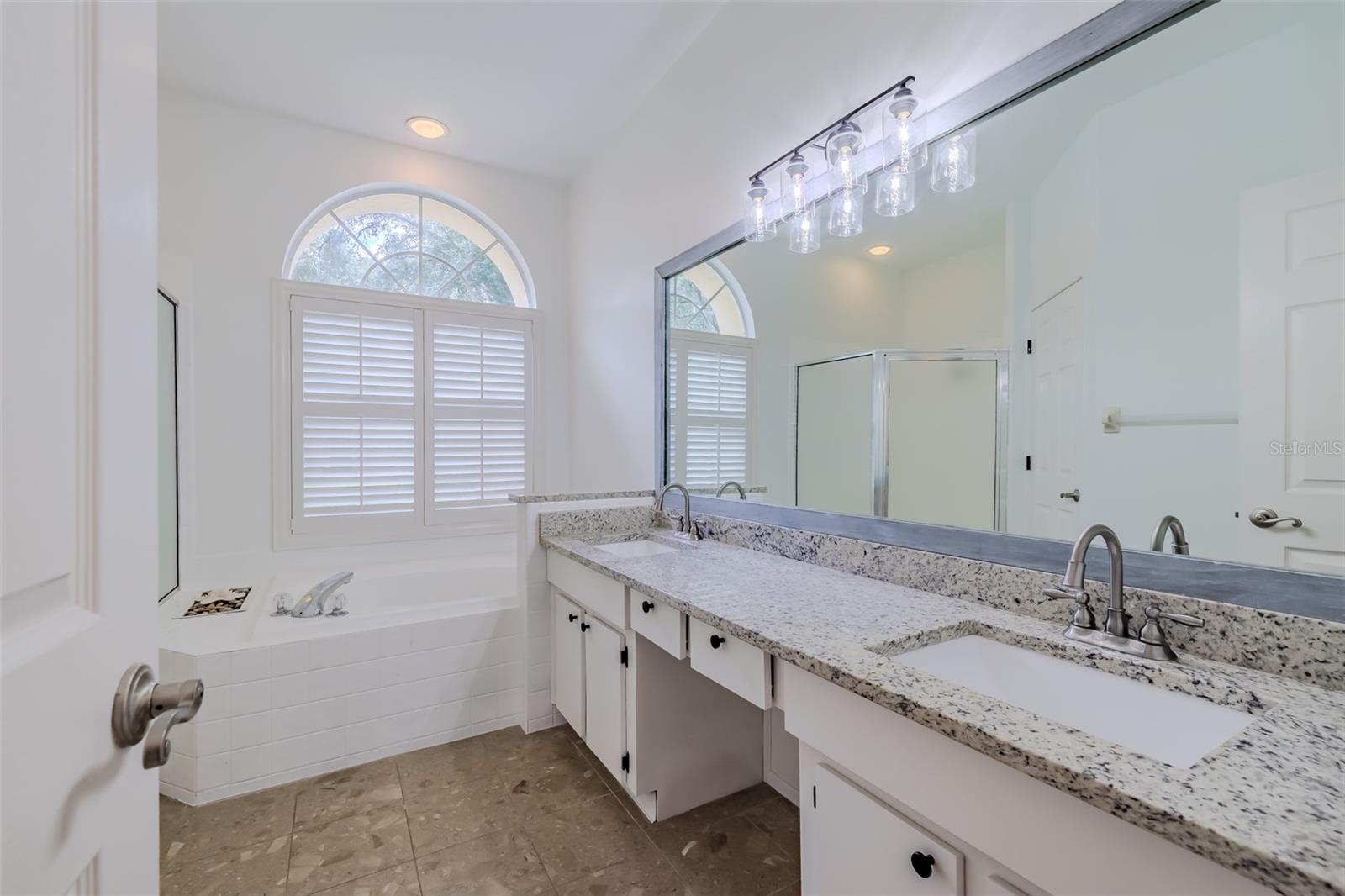 9302 KNIGHTSBRIDGE CT, TAMPA, FL, 33647
