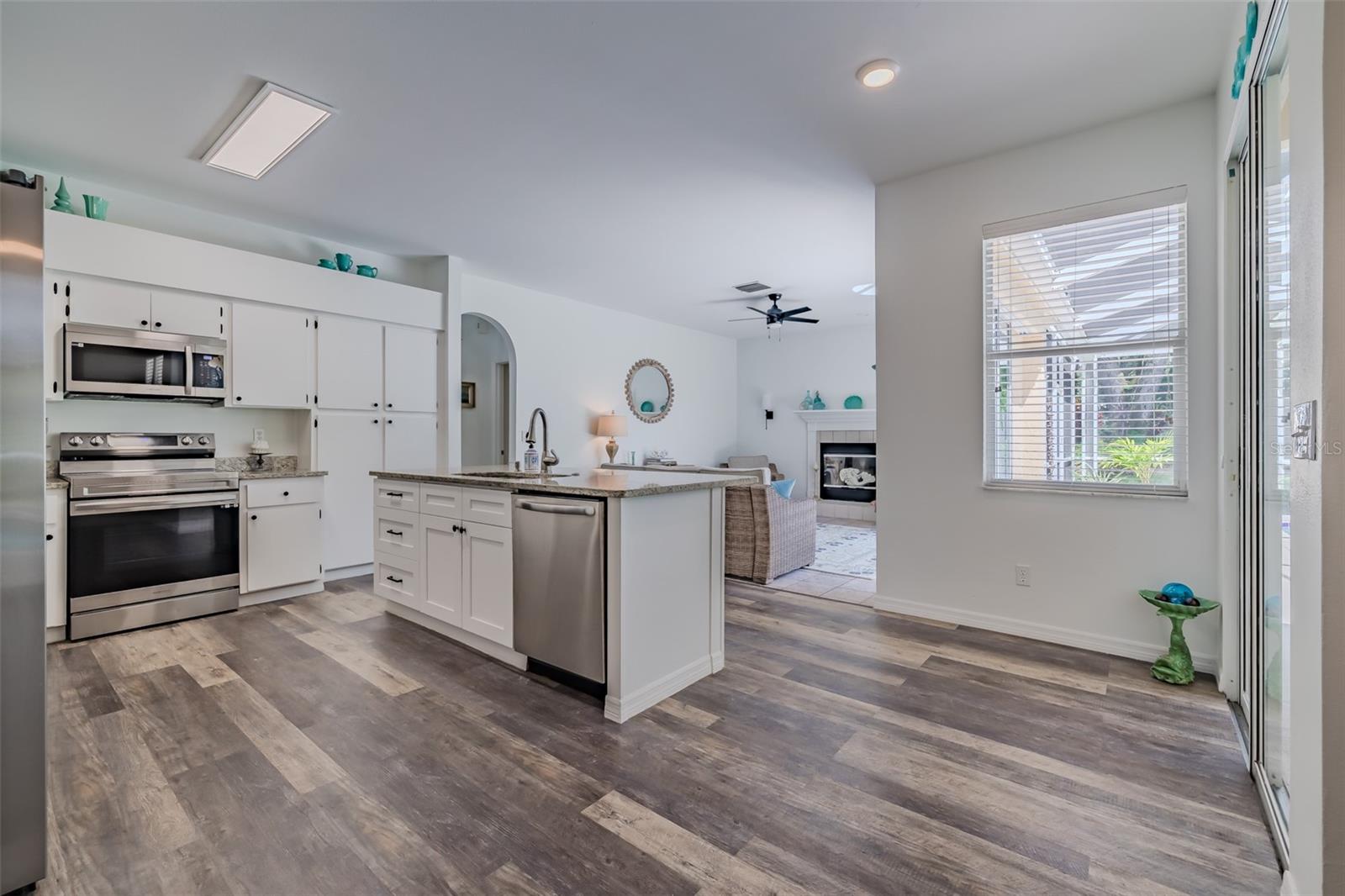 9302 KNIGHTSBRIDGE CT, TAMPA, FL, 33647