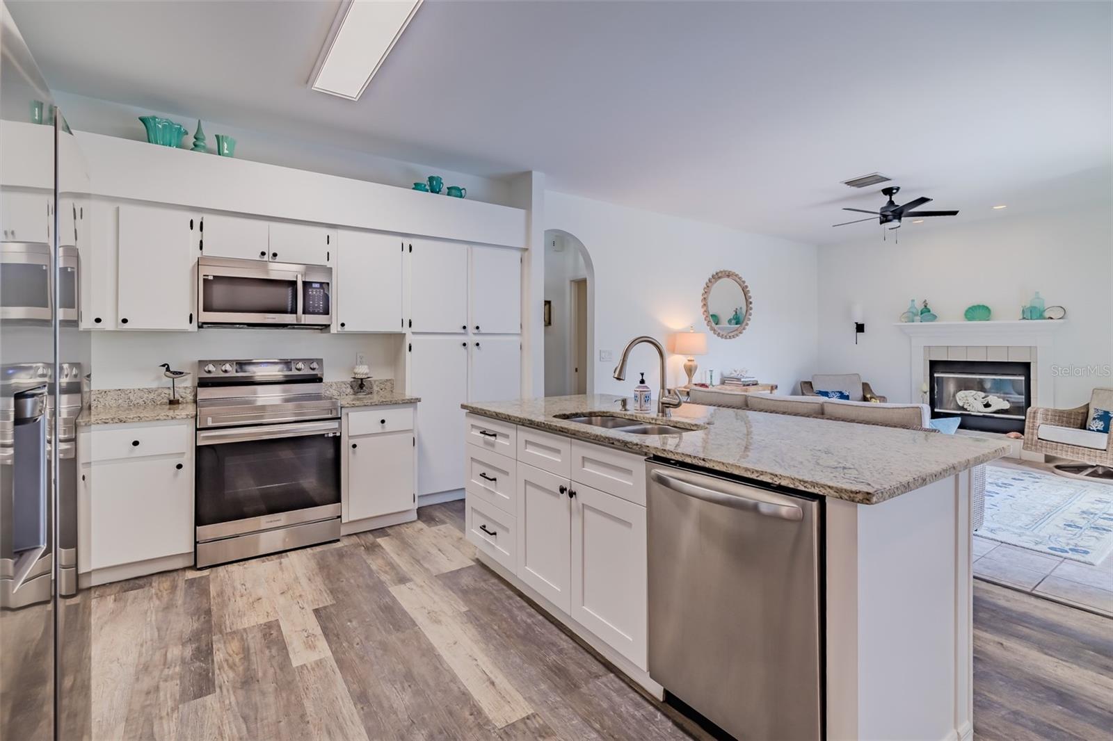9302 KNIGHTSBRIDGE CT, TAMPA, FL, 33647