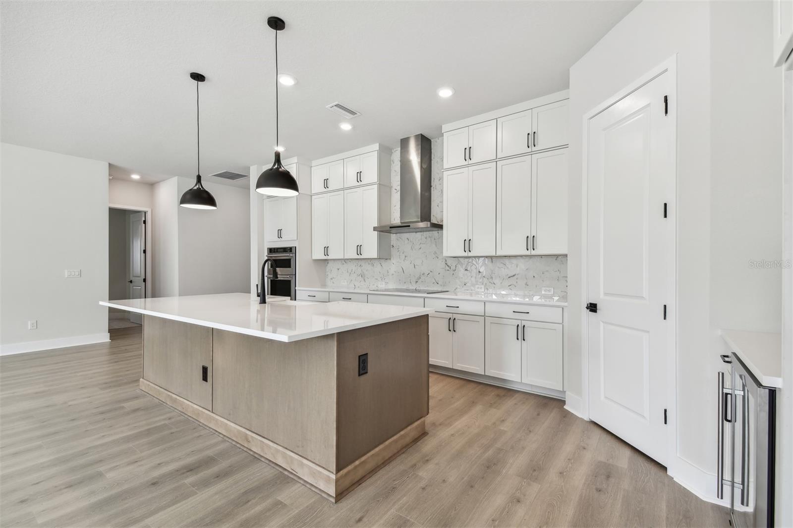 13491 BERGAMONT CIR, TAMPA, FL, 33618