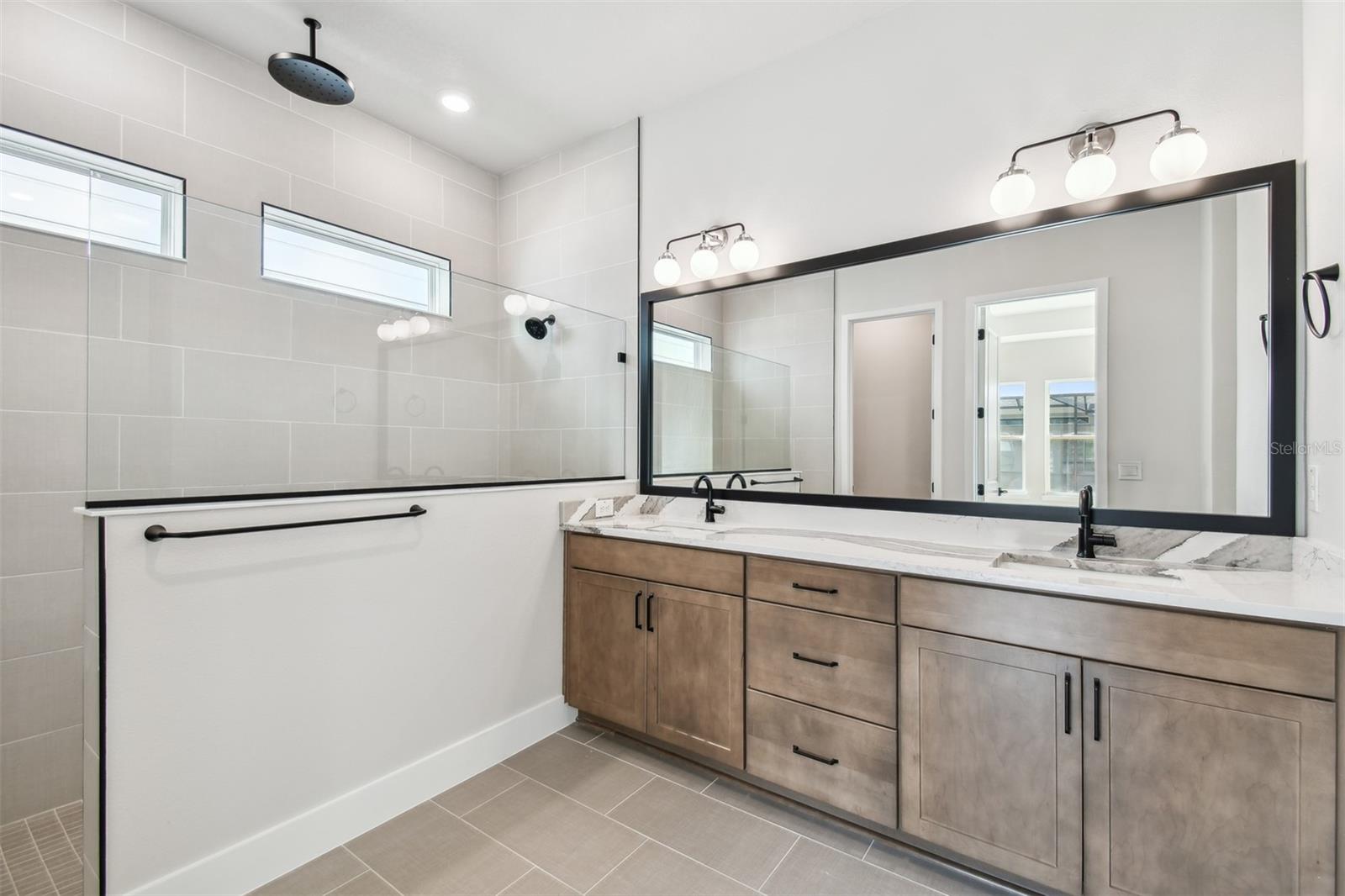 13491 BERGAMONT CIR, TAMPA, FL, 33618