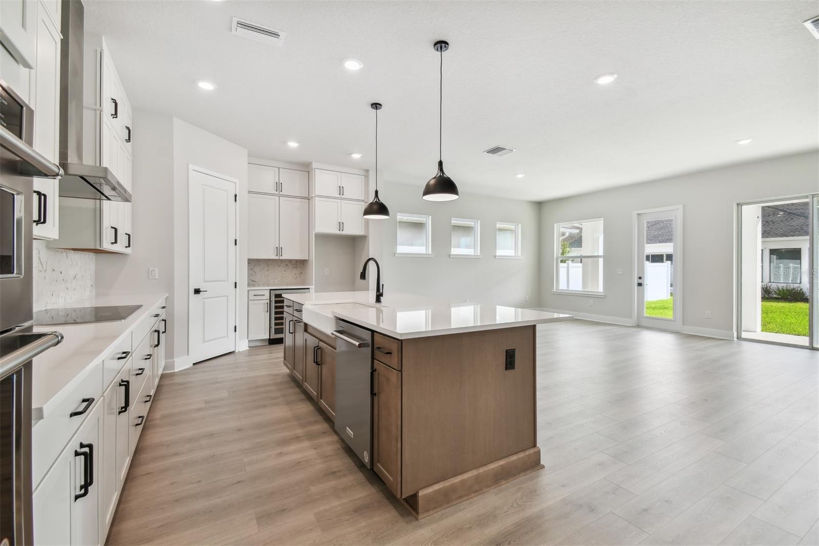 13491 BERGAMONT CIR, TAMPA, FL, 33618
