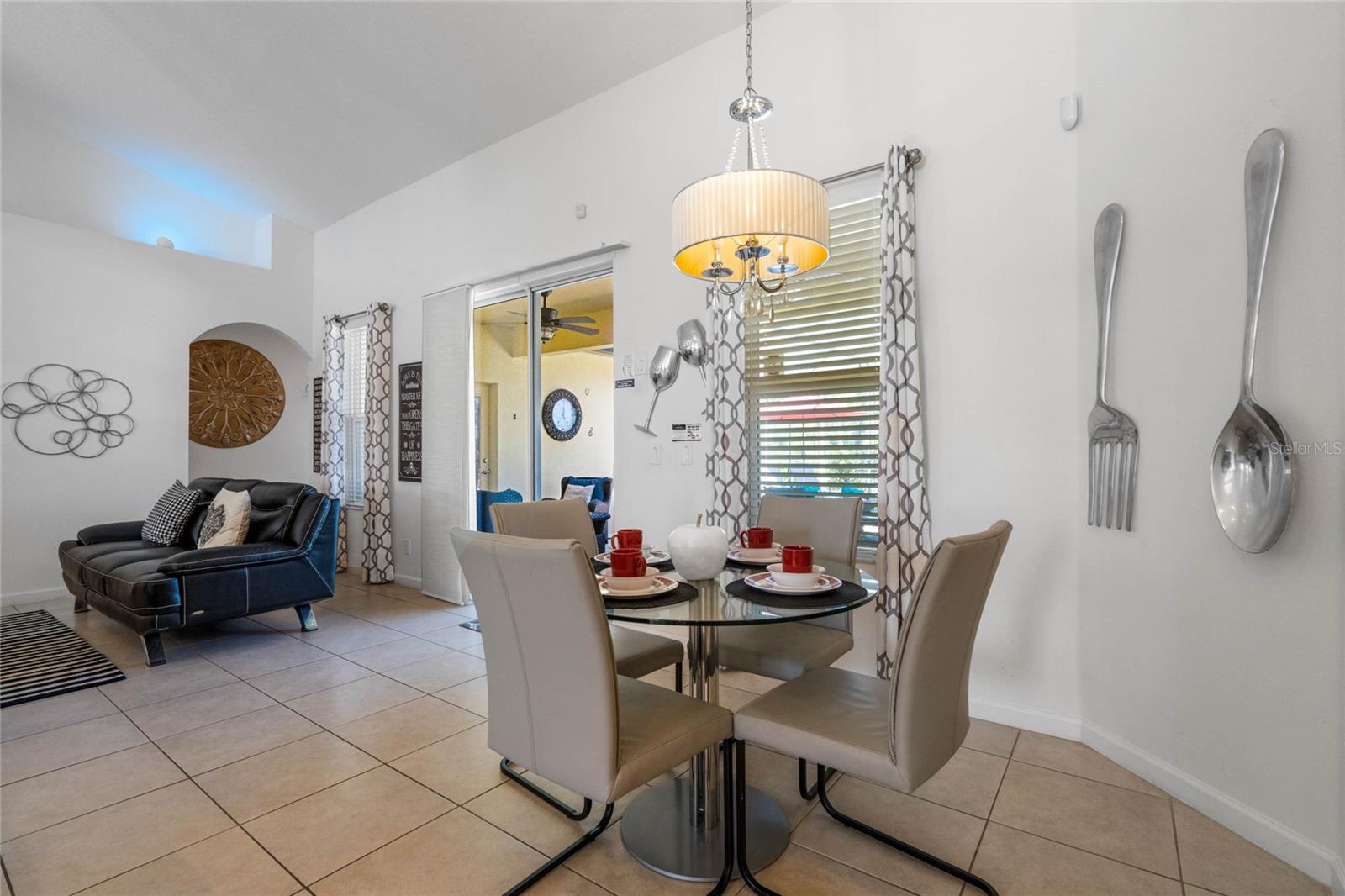 4083 OAKTREE DR, DAVENPORT, FL, 33837