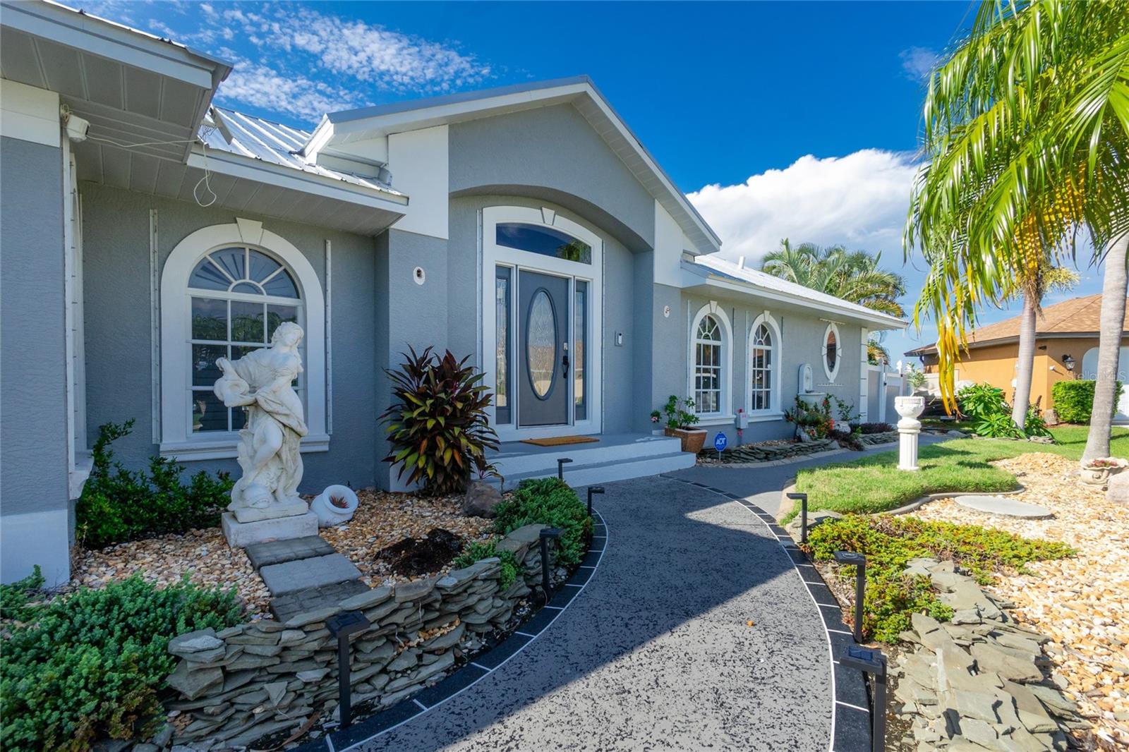 5183 COOPER TER, PORT CHARLOTTE, FL, 33981