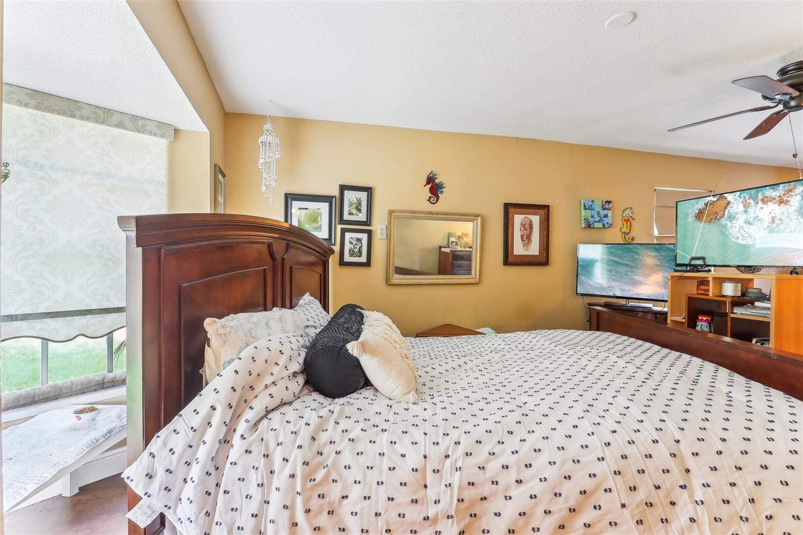 201 N CORTEZ AVE, WINTER SPRINGS, FL, 32708