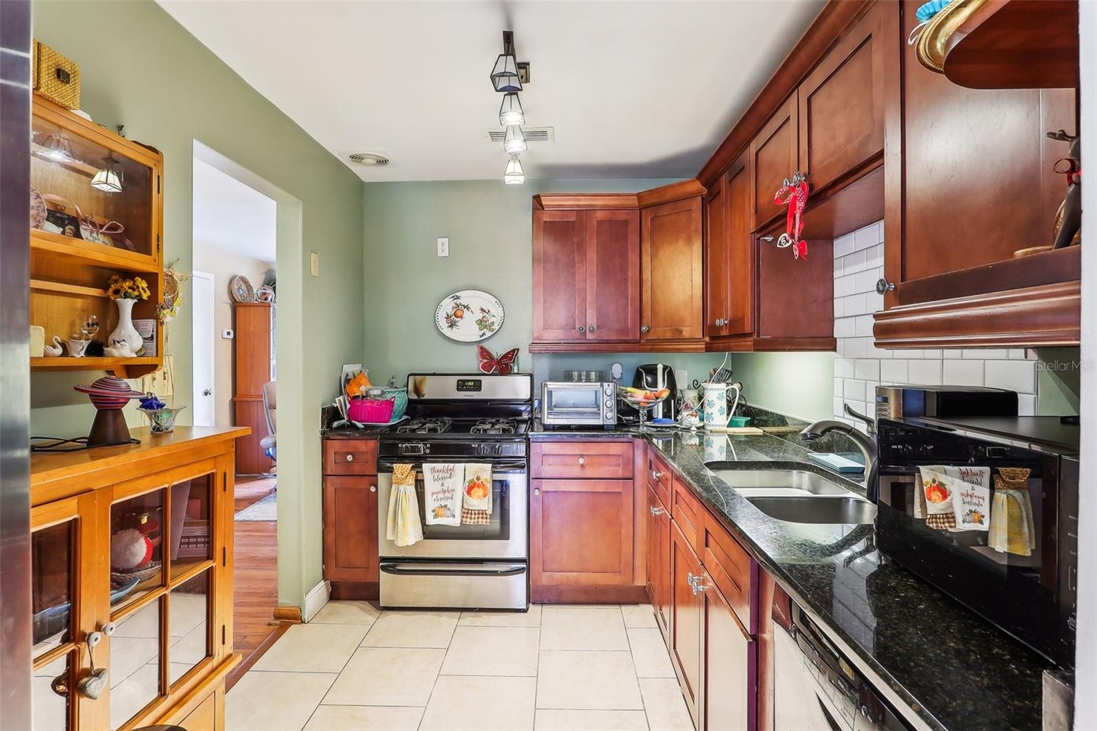 201 N CORTEZ AVE, WINTER SPRINGS, FL, 32708