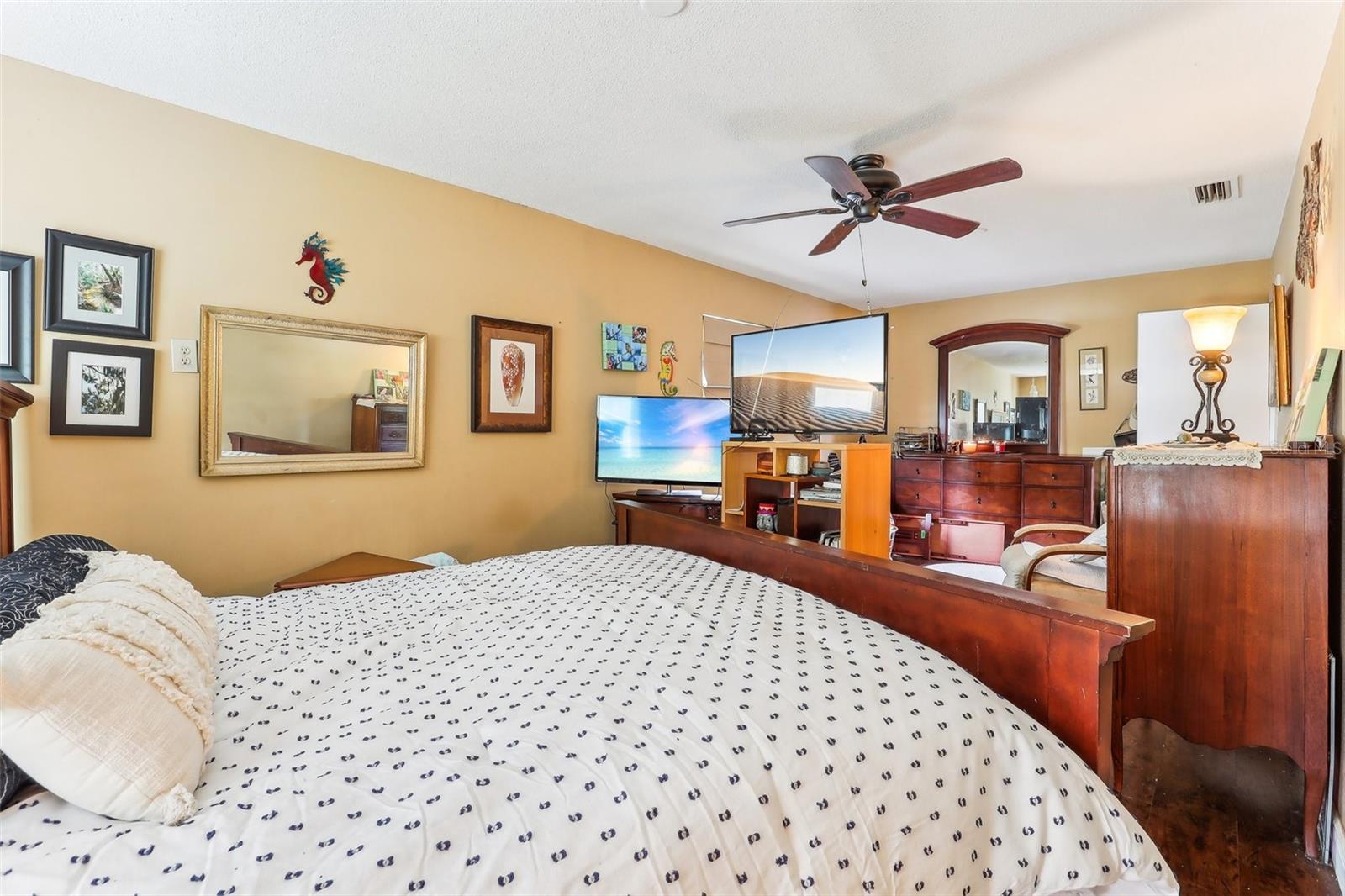 201 N CORTEZ AVE, WINTER SPRINGS, FL, 32708