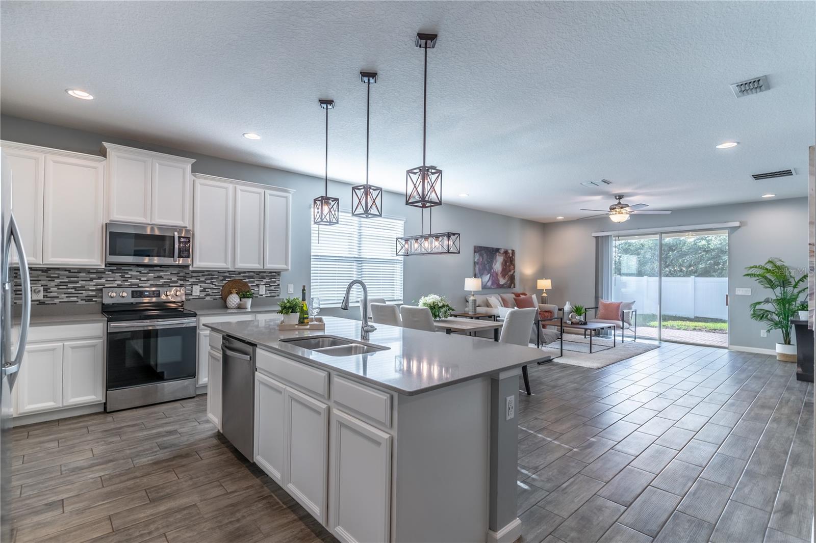 992 JETWAY ST, ORANGE CITY, FL, 32763
