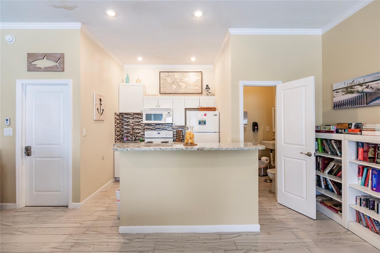 5955 MIDNIGHT PASS RD #12E, SARASOTA, FL, 34242