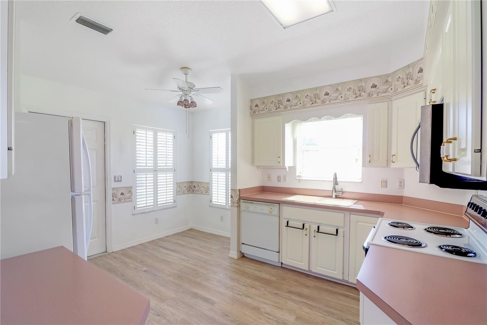 21701 QUEEN MARY CT, LEESBURG, FL, 34748