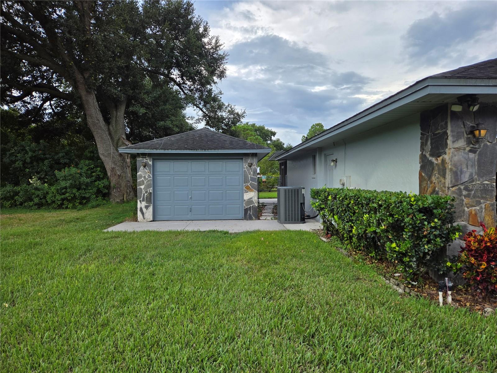 1405 RIDGEGREEN LOOP N, LAKELAND, FL, 33809