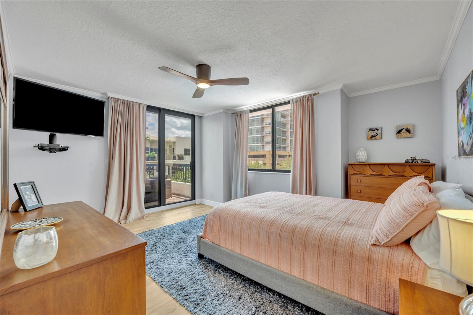 530 E CENTRAL BLVD #201, ORLANDO, FL, 32801