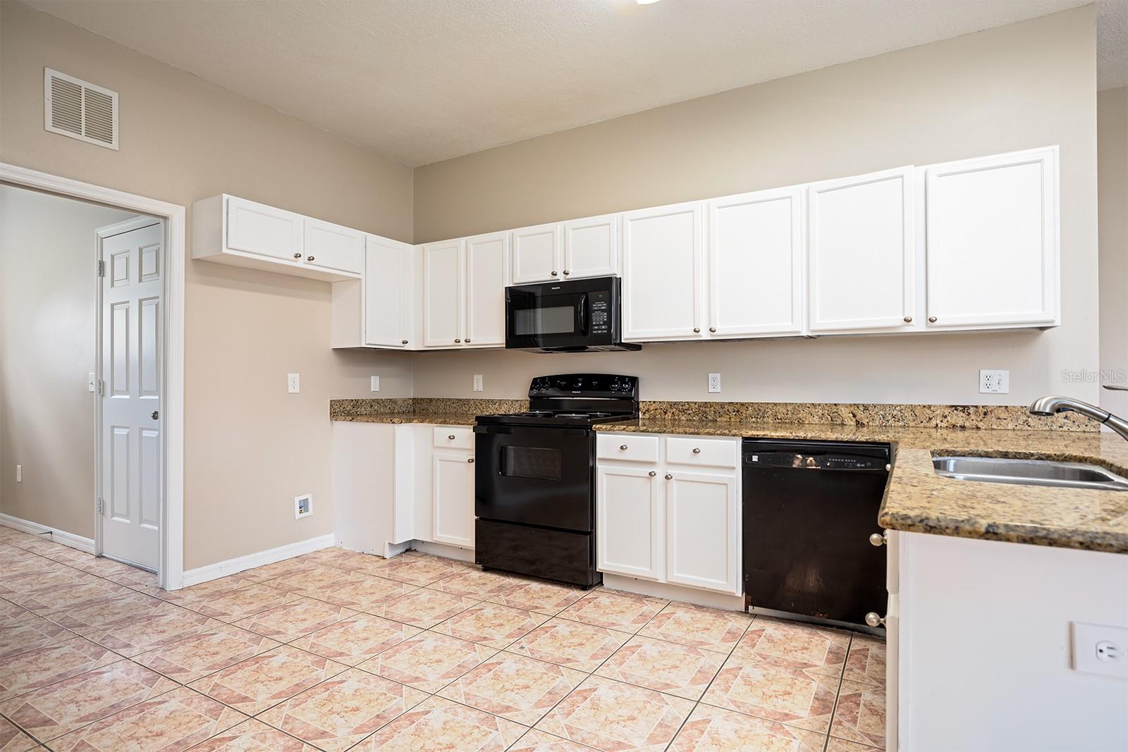 2526 JASMINE TRACE DR, KISSIMMEE, FL, 34758