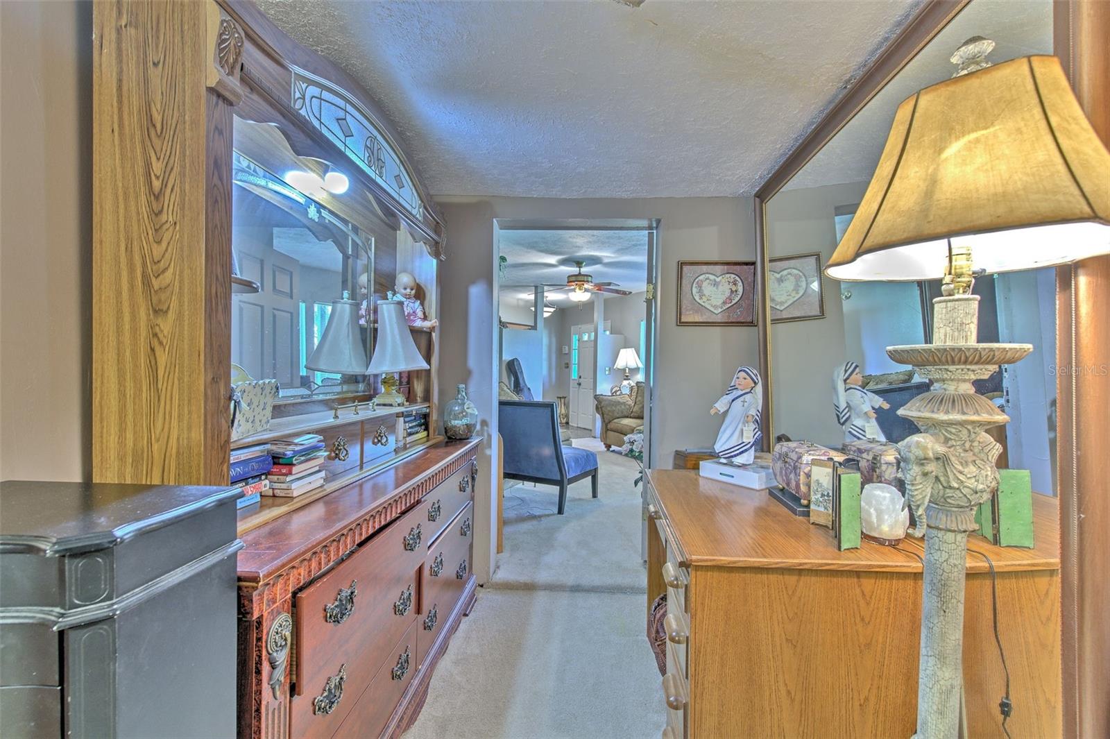 711 E KEYSVILLE RD, PLANT CITY, FL, 33567