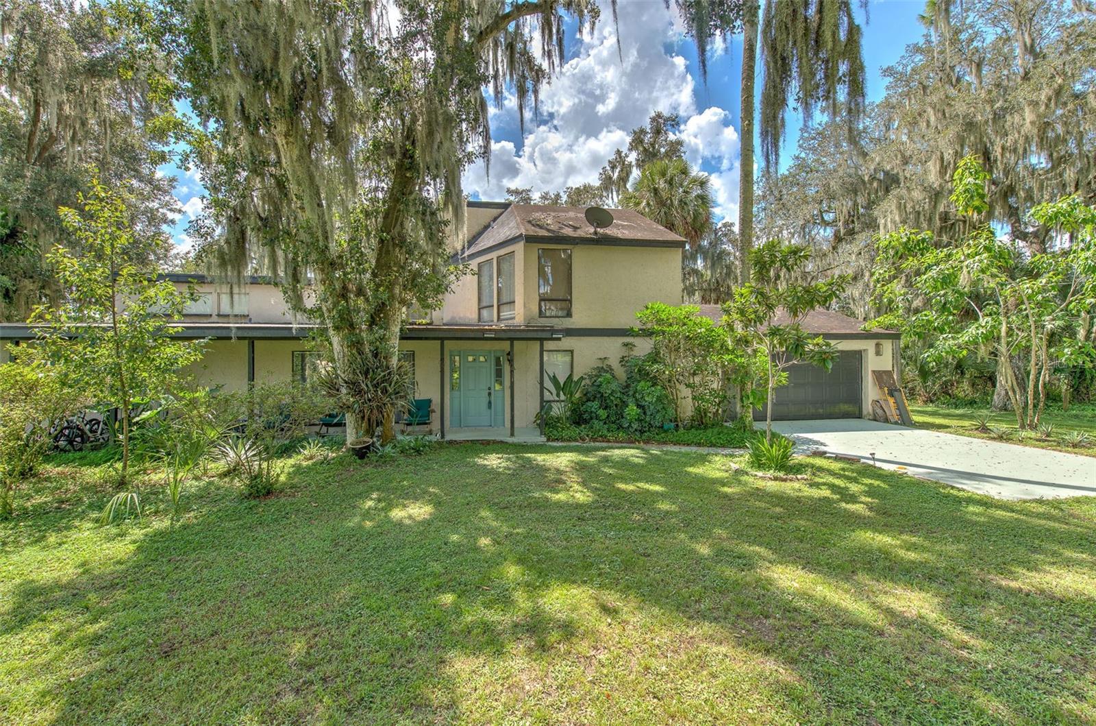 711 E KEYSVILLE RD, PLANT CITY, FL, 33567