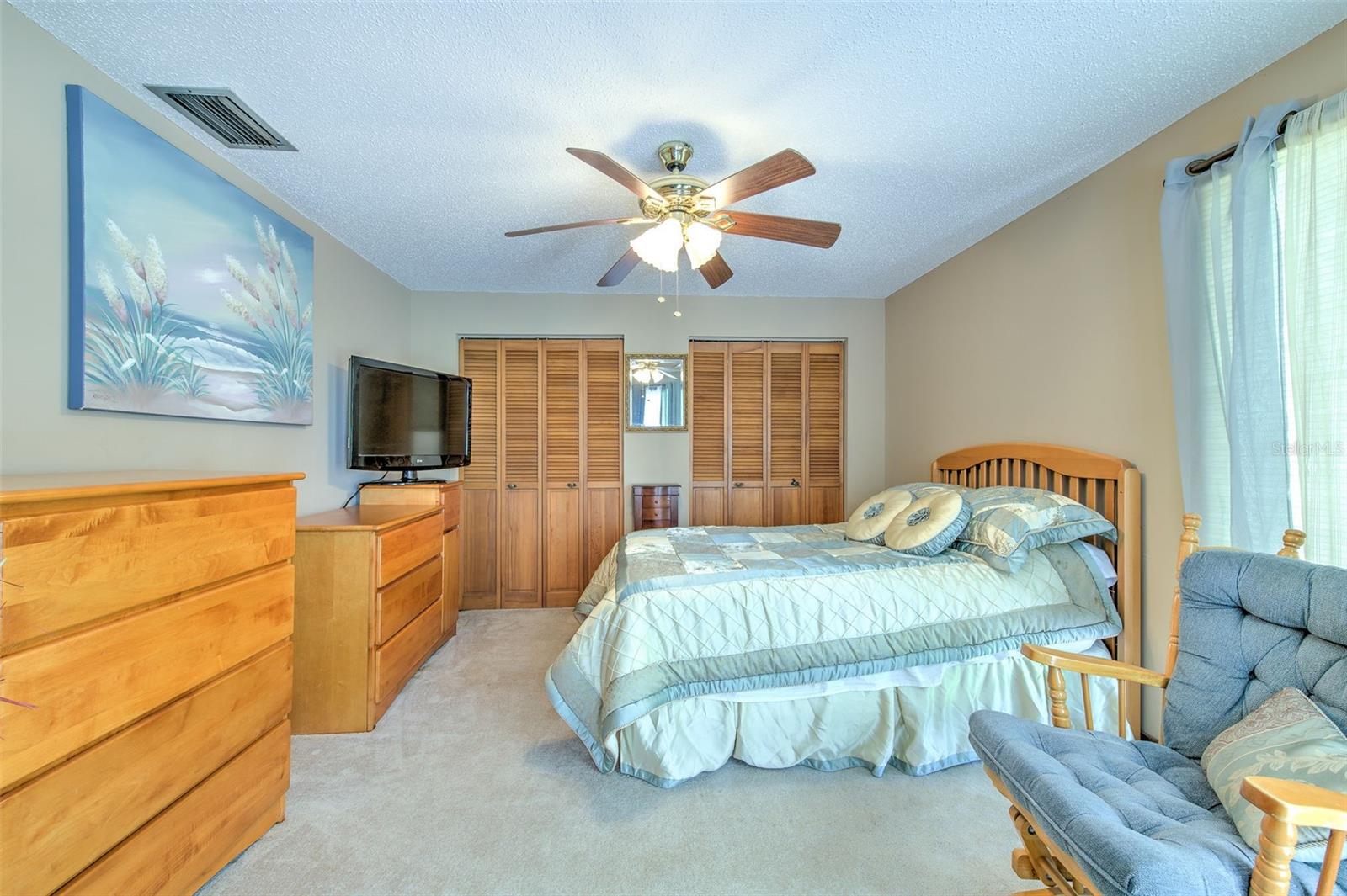 711 E KEYSVILLE RD, PLANT CITY, FL, 33567