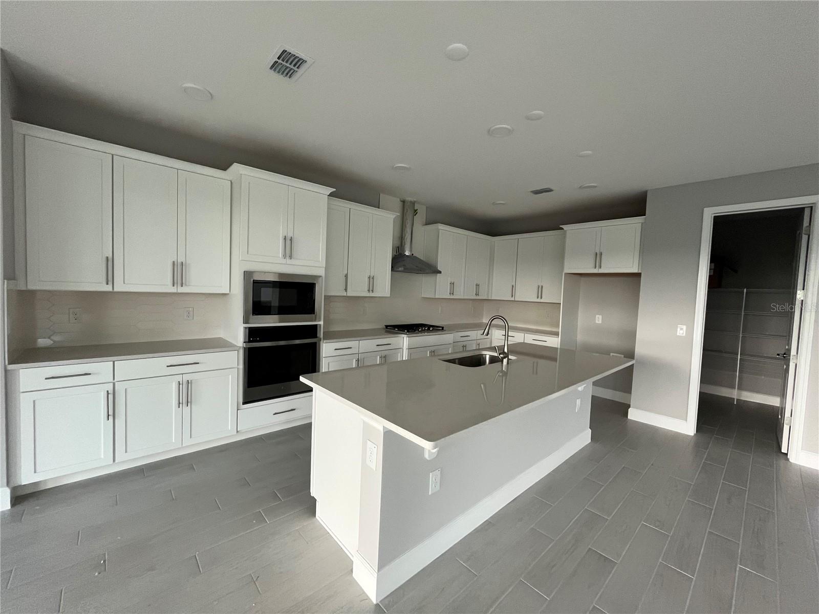 3252 ROSEVILLE DR, APOPKA, FL, 32712