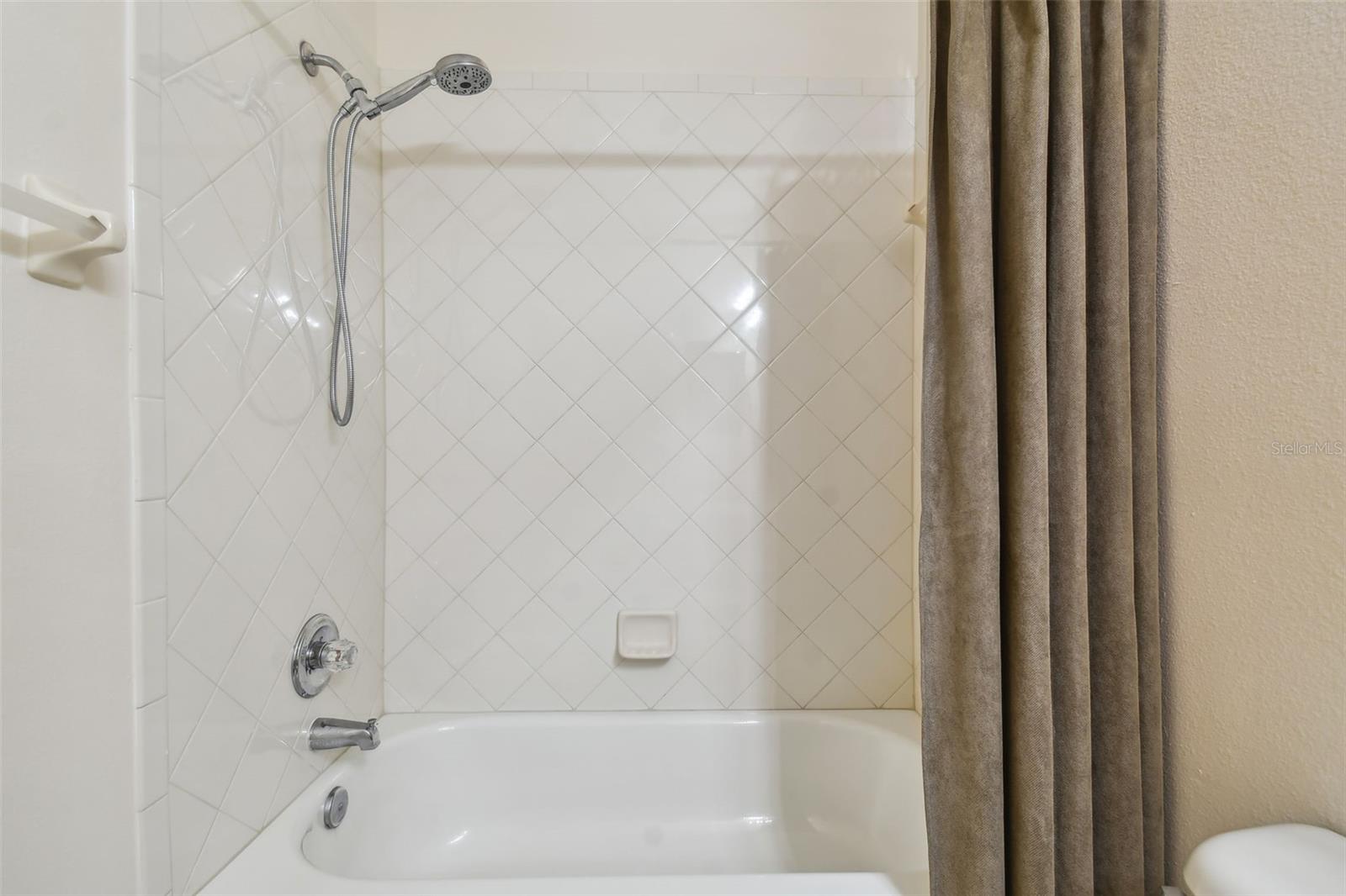 6919 SURREY HILL PL, APOLLO BEACH, FL, 33572