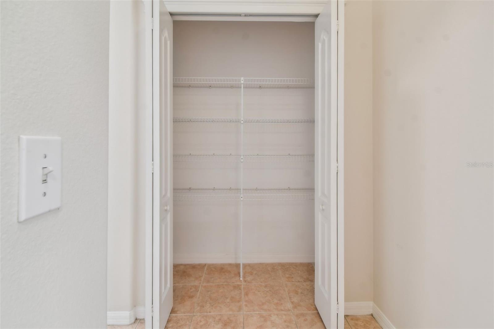 6919 SURREY HILL PL, APOLLO BEACH, FL, 33572
